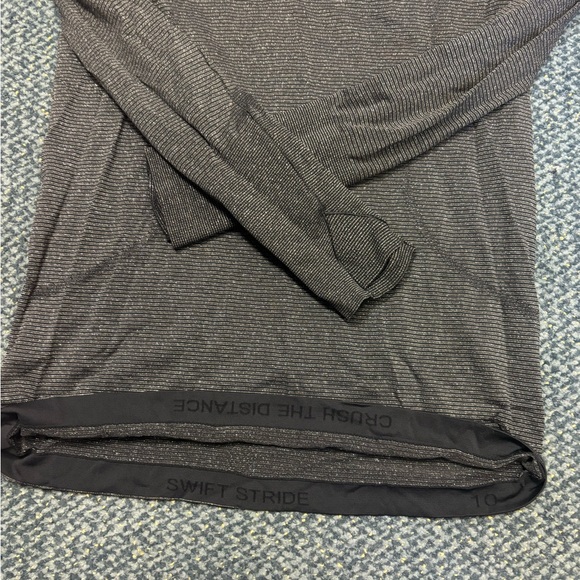 Lululemon swiftly long sleeve - Picture 2 of 4